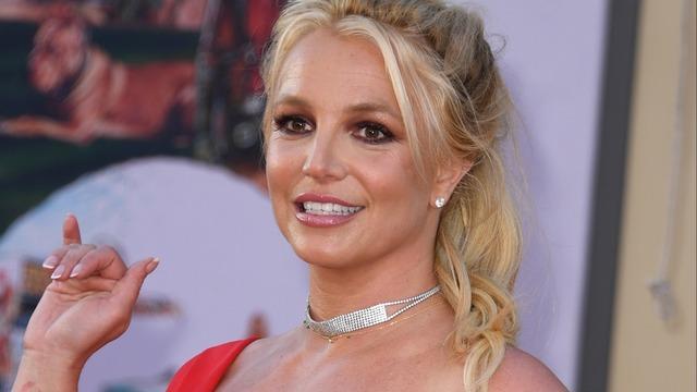 Britney Spears recounts “soul-crushing” conservatorship in new memoir, People magazine’s editor-in-chief says