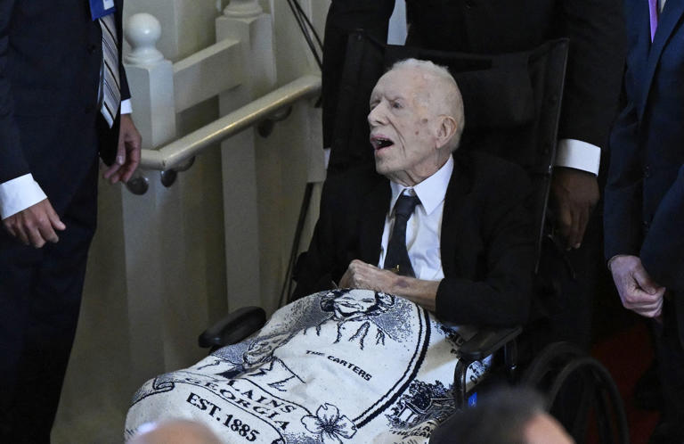 Jimmy Carter says goodbye to wife Rosalynn at tribute service in Atlanta
