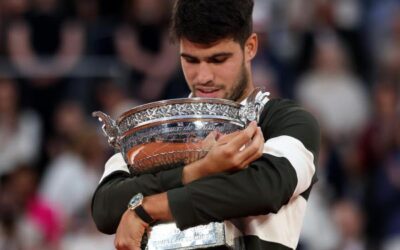 Carlos Alcaraz, sensacional remontada: ganó de manera extraordinaria el Roland Garros tras vencer a Jannik Sinner